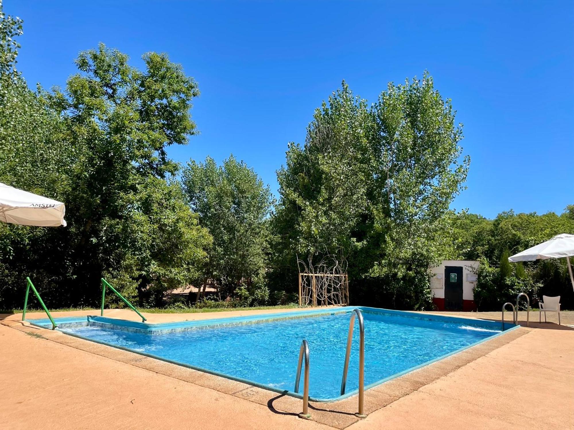 Camping El Madronal Fuenteheridos Exterior photo