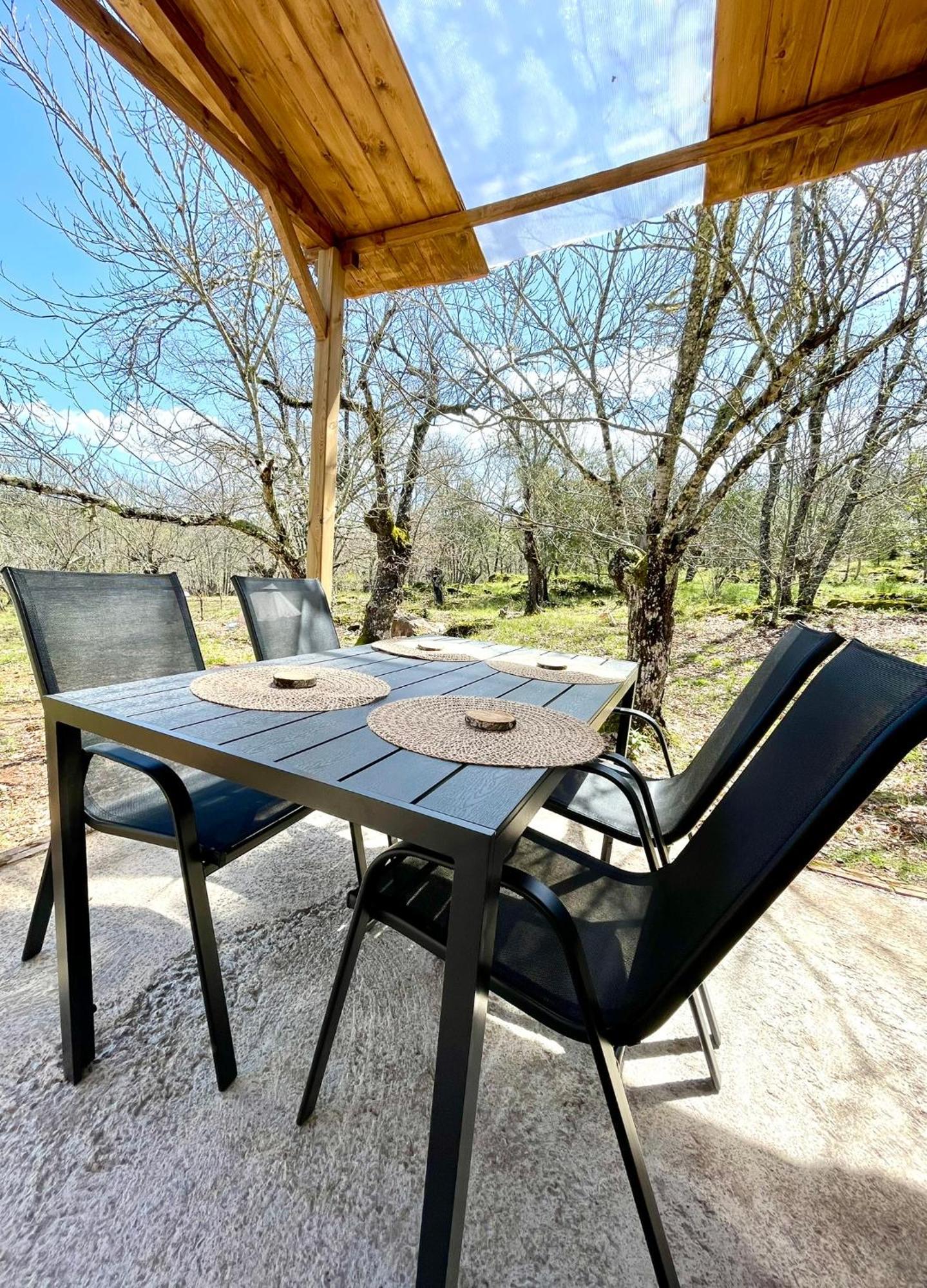Camping El Madronal Fuenteheridos Exterior photo